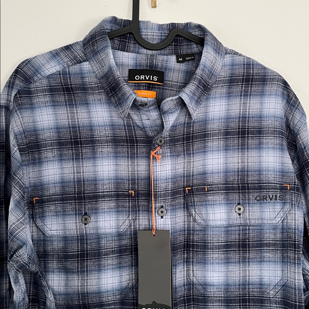 Orvis Men's Navy and Gray Plaid Button Down Shirt - Picture 2 of 3